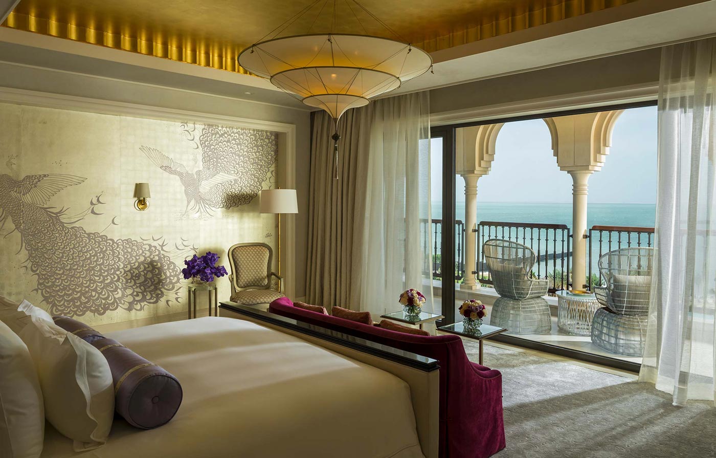 Lámpara de seda de 3 niveles Scheherazade en Four Seasons Resort Hotel en Dubai, dormitorio principal de la suite Royal